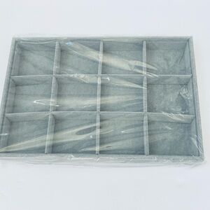 Large Gray Velvet Jewelry Tray 12 Compartments Earrings Pendants
Bracelet Rings